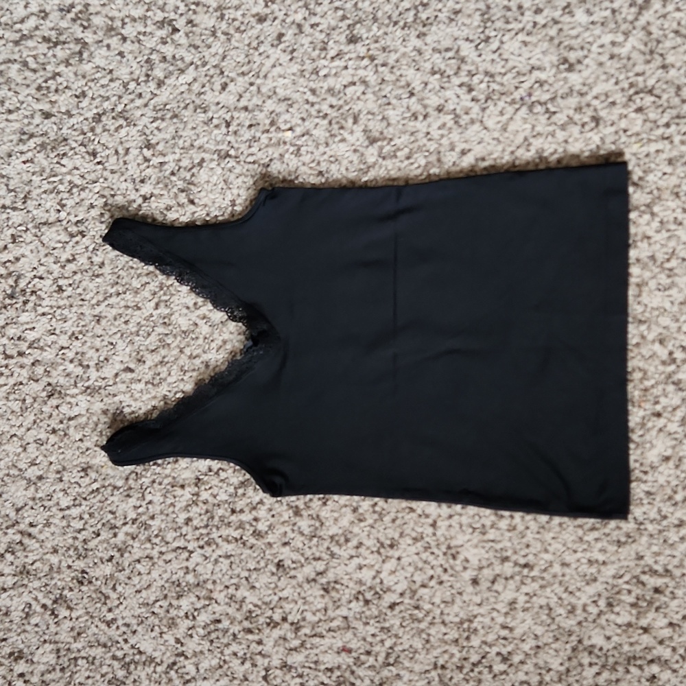 BANANA REPUBLIC BLACK LACE TANK TOP